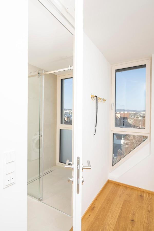 Rooftop Apartments Mit Grosser Terrasse فيينا المظهر الخارجي الصورة
