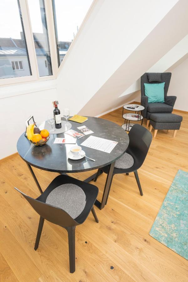 Rooftop Apartments Mit Grosser Terrasse فيينا المظهر الخارجي الصورة